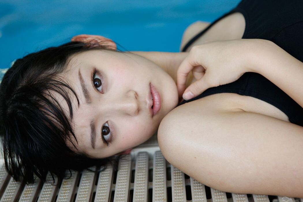 Airi Suzuki [Hello! Project Digital Books] Vol.90