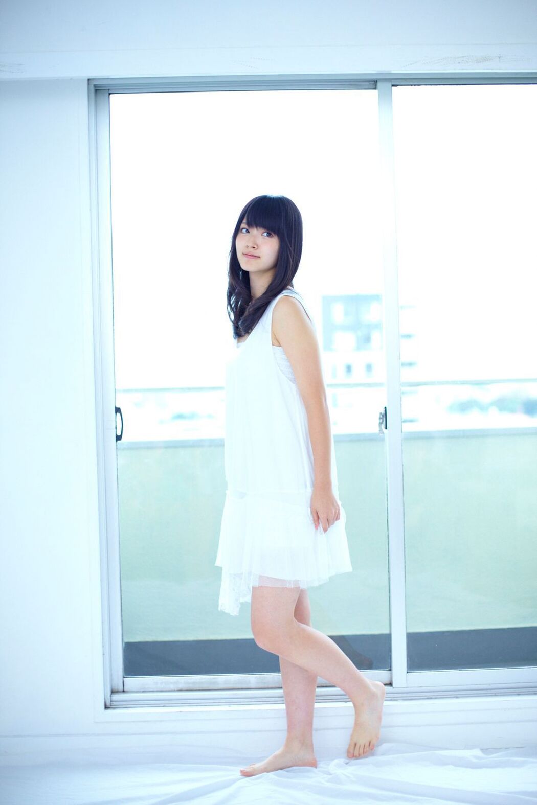 Airi Suzuki Airi Suzuki [Hello! Project Digital Books] Vol.102