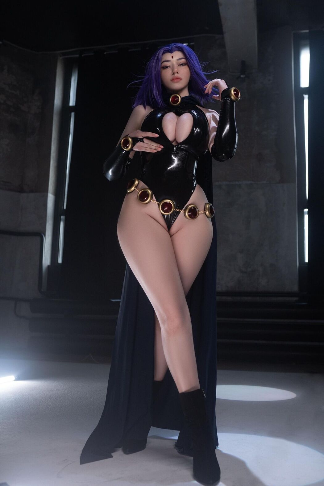 Coser@Alina Becker – Raven