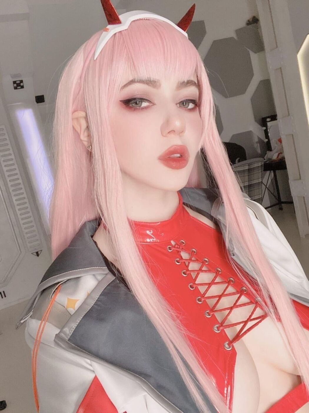 Coser@Alina Becker – Zero Two