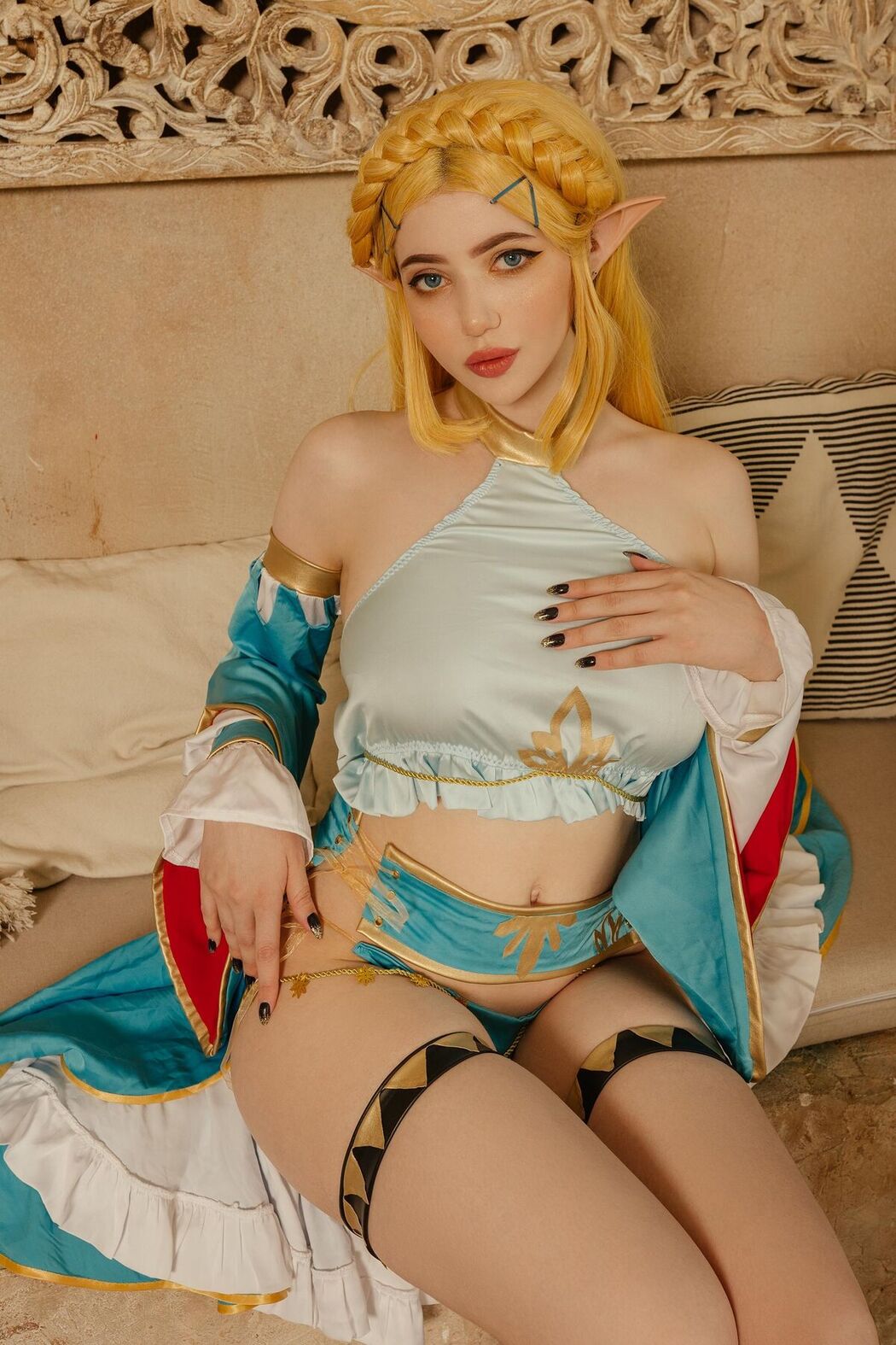 Coser@Alina Becker – Zelda