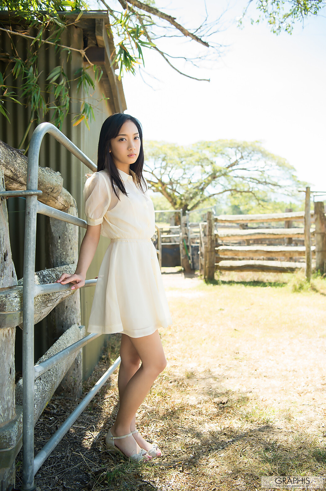 An Tsujimoto 辻本杏, Graphis Autumn Special 2017 Vol.01 Cover Photo