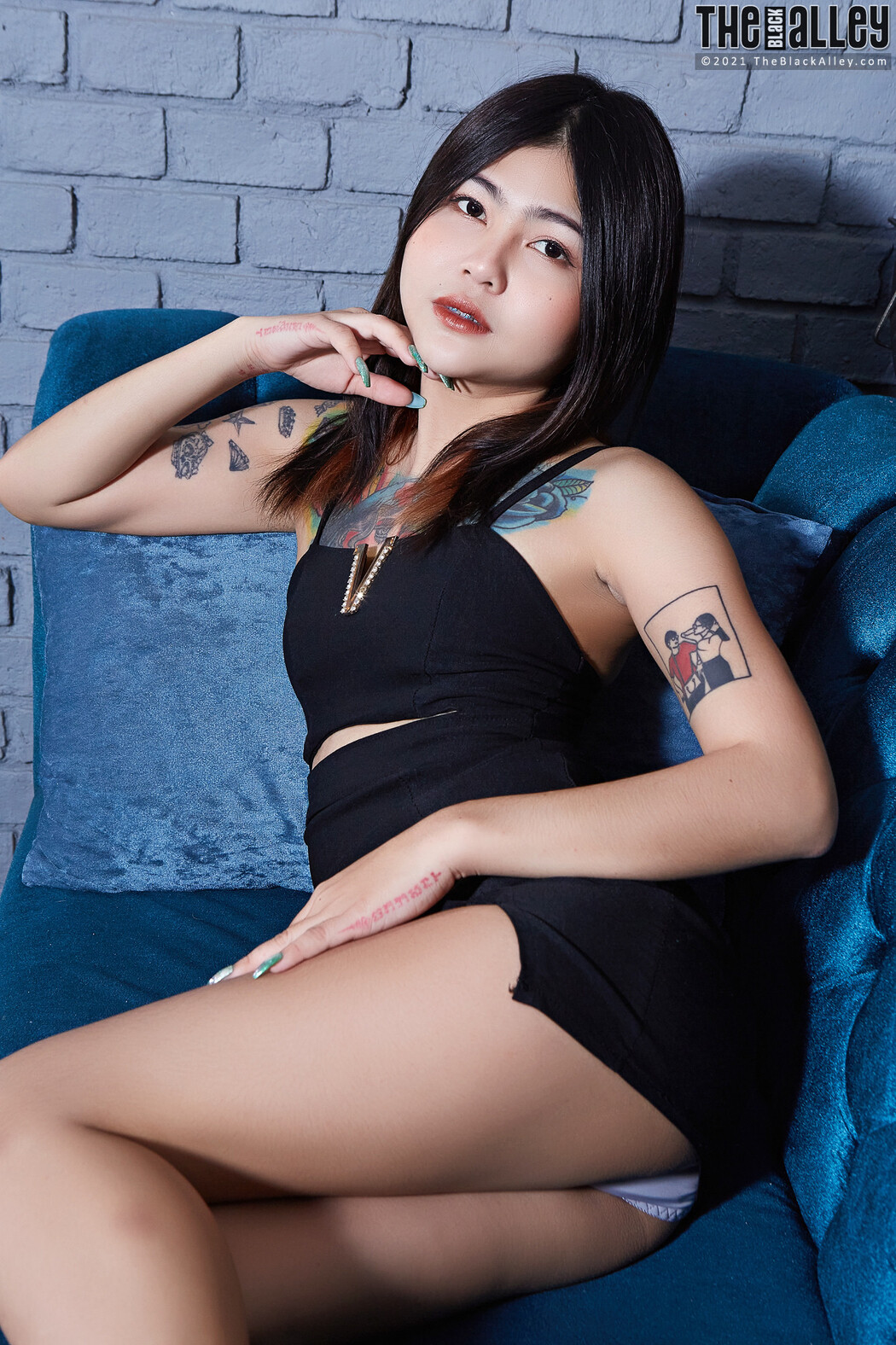 Cake The Black Alley Photobook Set.02