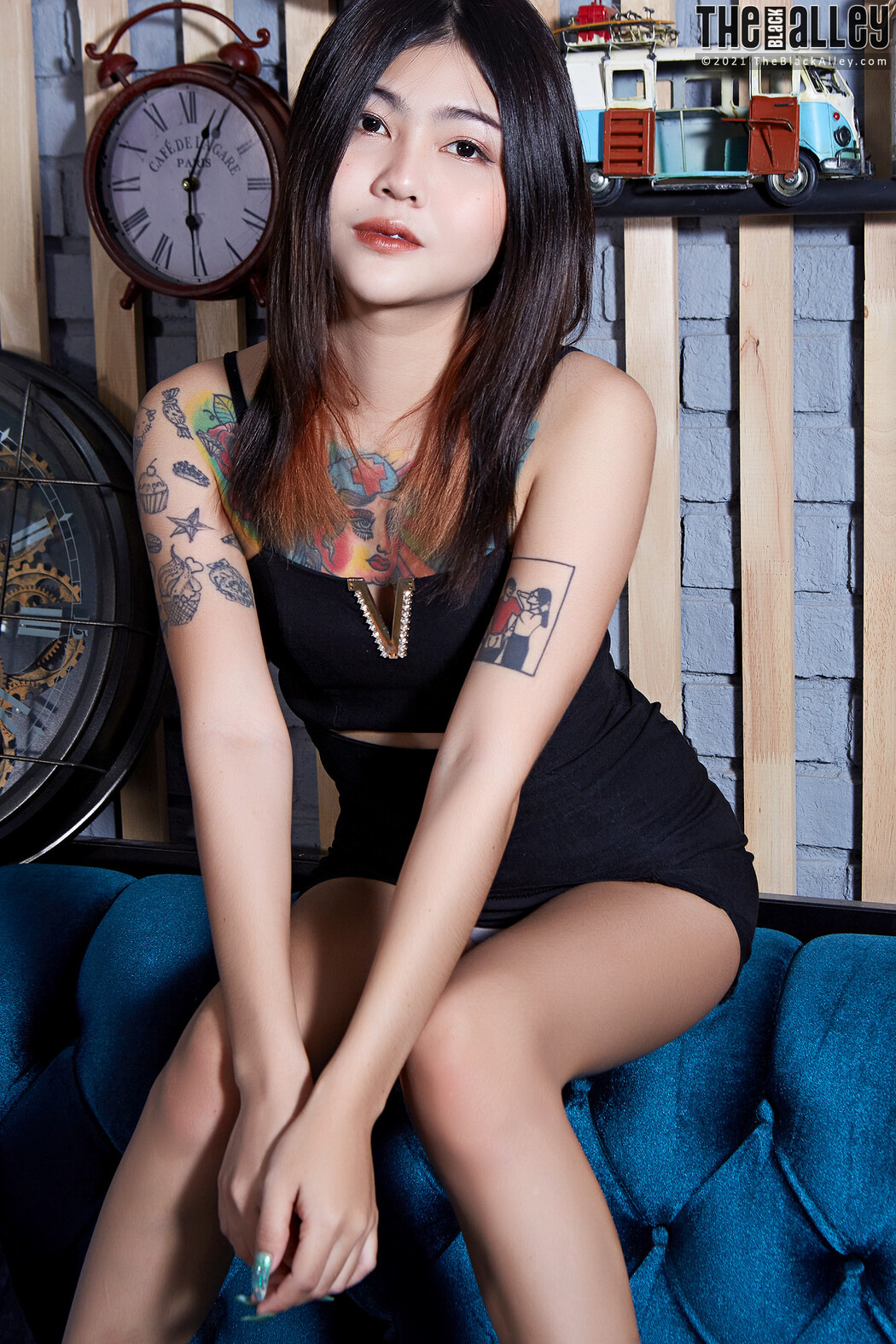 Cake The Black Alley Photobook Set.02