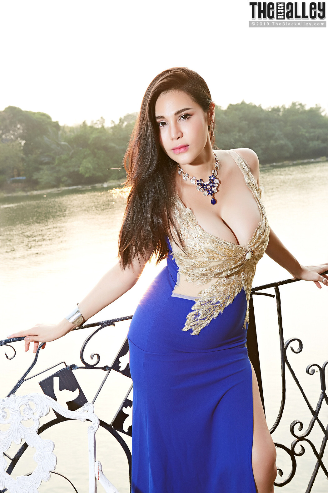 Natalie Wang The Black Alley Photobook Set.98