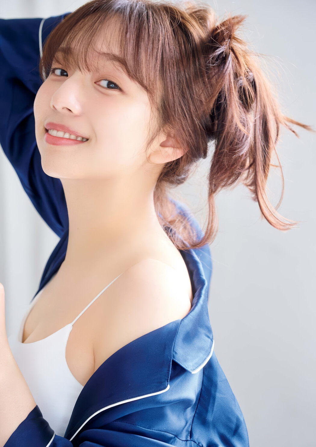 Mai Shinuchi 新内眞衣, Big Comic Spirits 2025 No.07 (ビッグコミックスピリッツ 2025年7号)