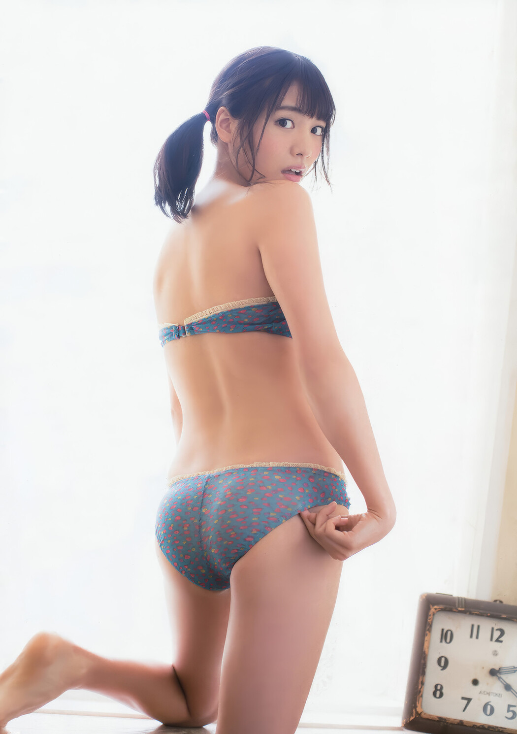 滝口ひかり・松永有紗, Young Animal 2017 No.10 (ヤングアニマル 2017年10号)