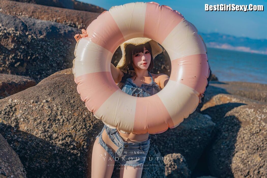 Coser@黏黏团子兔 – 海の夏日 Shotgun