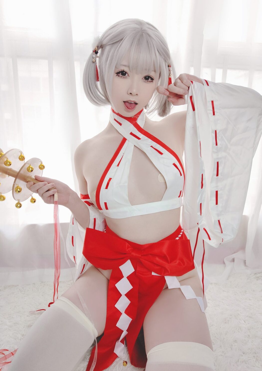 Coser@Asagiriai 愛ちゃん – 巫女服自拍