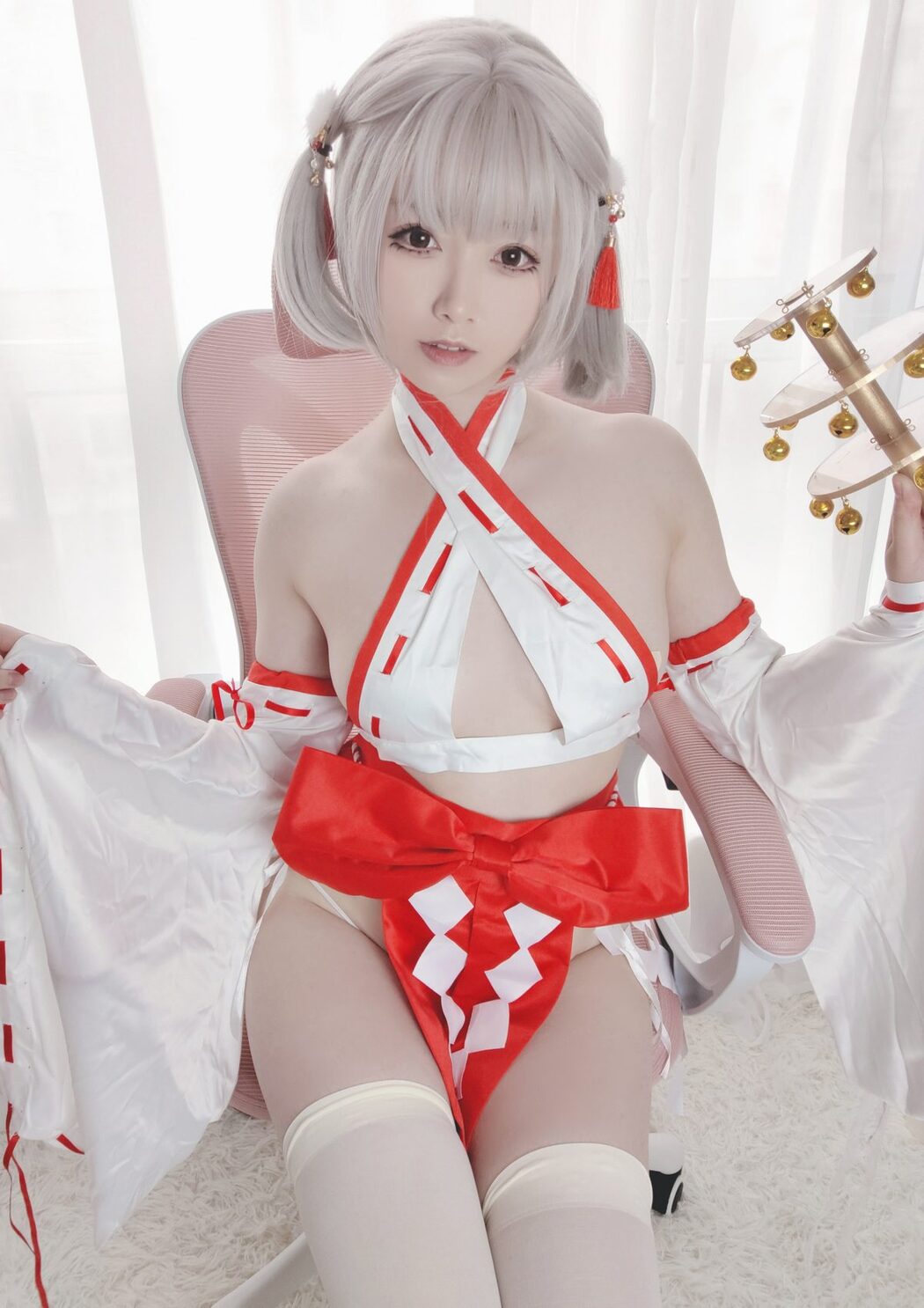 Coser@Asagiriai 愛ちゃん – 巫女服自拍