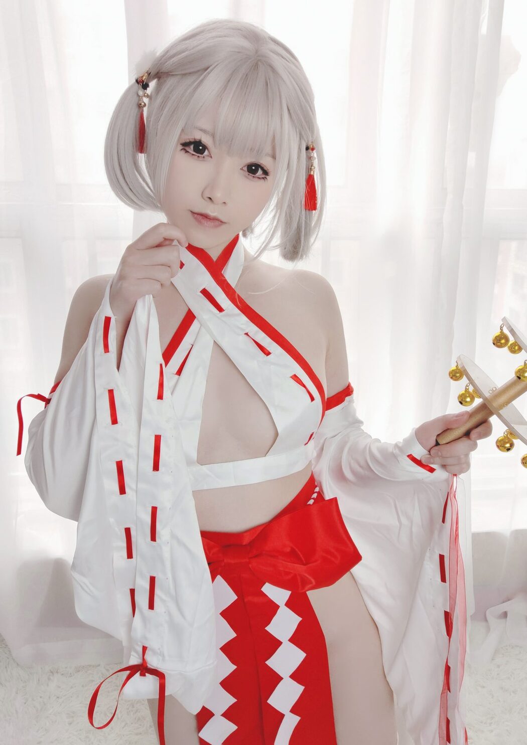 Coser@Asagiriai 愛ちゃん – 巫女服自拍