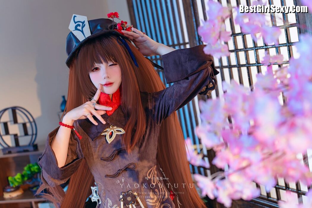 Coser@黏黏团子兔 – 往生堂堂主胡桃 And ミチノチモシーキミノキモチ