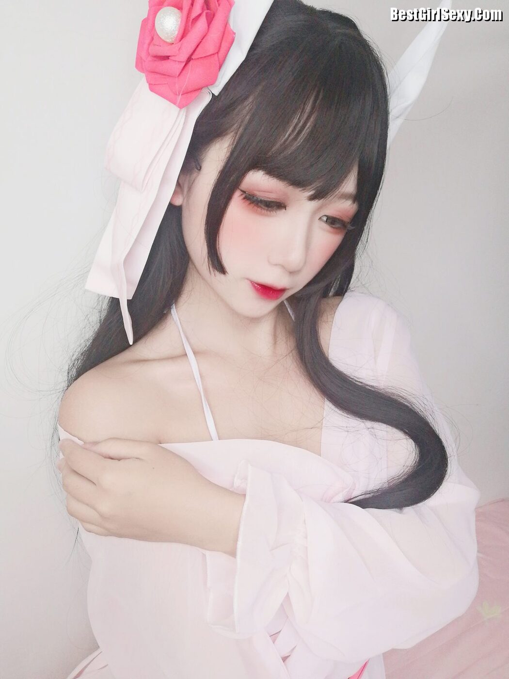 Coser@樱落酱w – 鲟睡衣