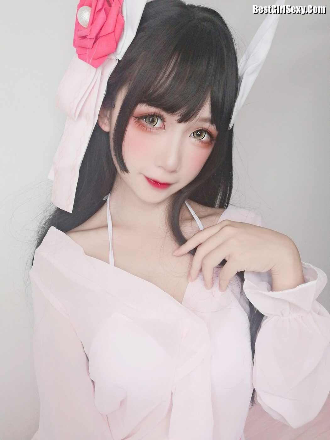 Coser@樱落酱w – 鲟睡衣