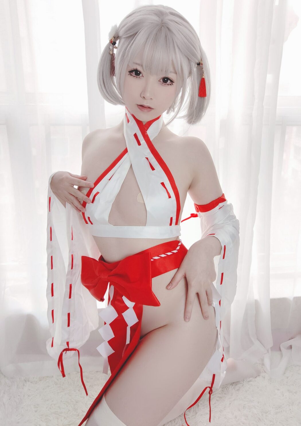 Coser@Asagiriai 愛ちゃん – 巫女服自拍
