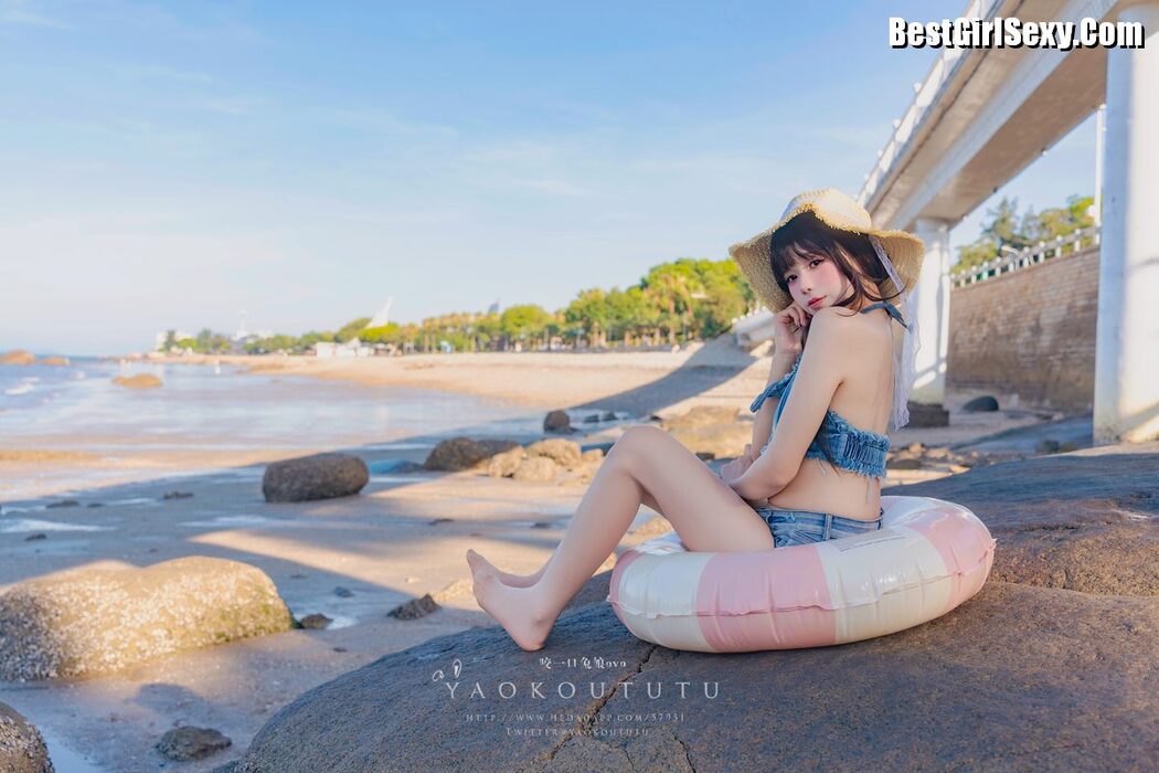 Coser@黏黏团子兔 – 海の夏日 Shotgun