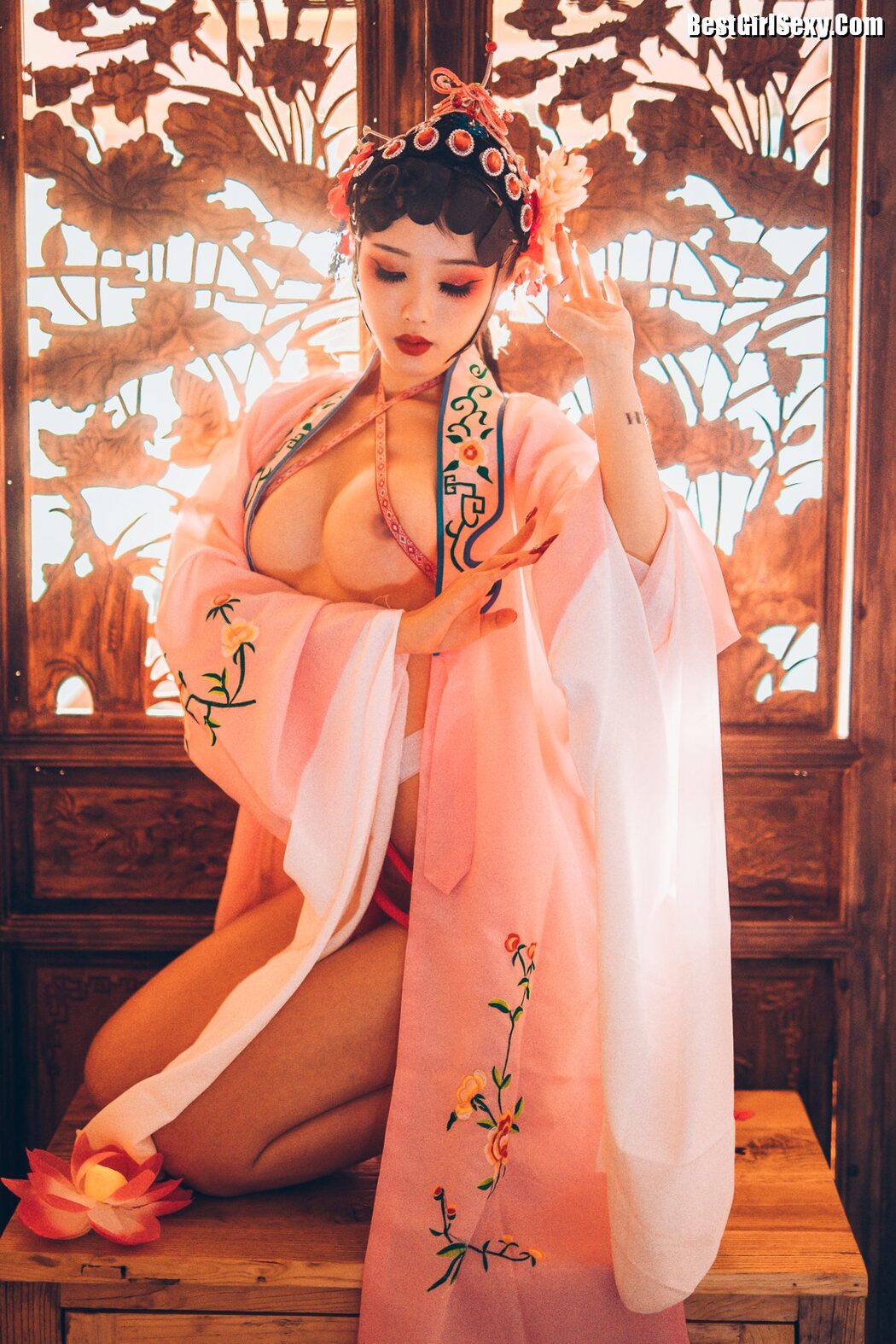 Coser@钛合金TiTi – 潘金莲