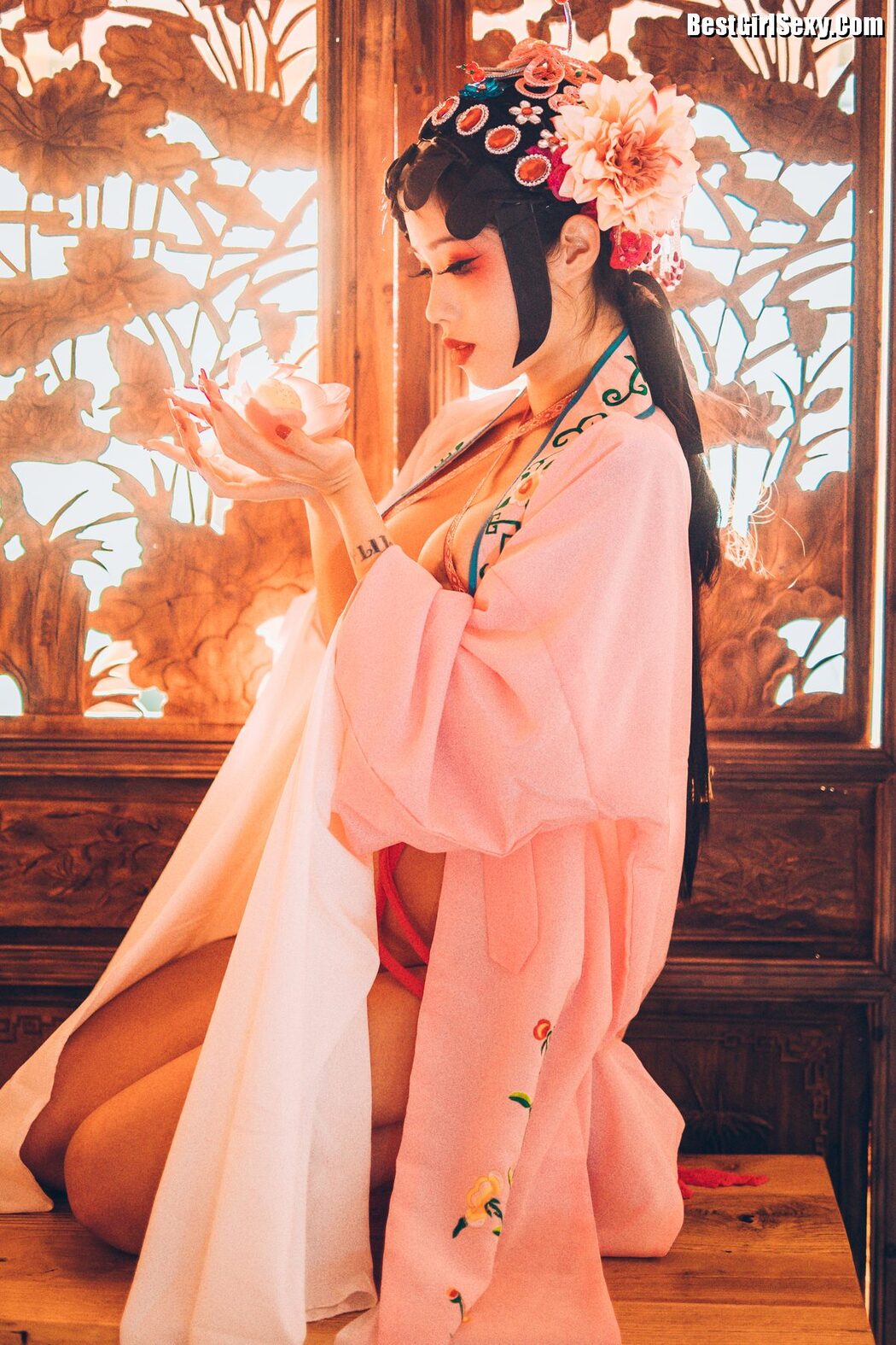 Coser@钛合金TiTi – 潘金莲