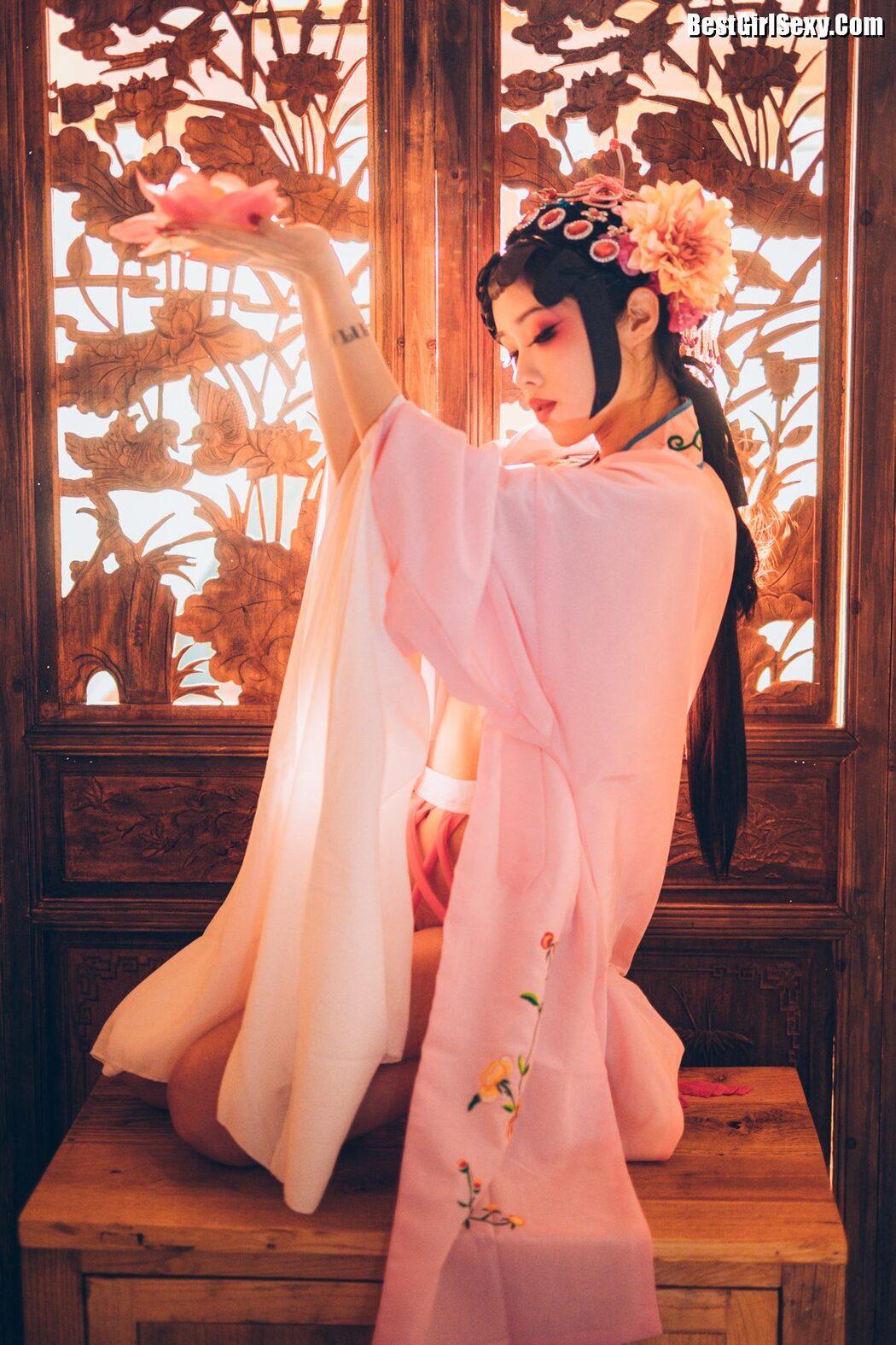 Coser@钛合金TiTi – 潘金莲