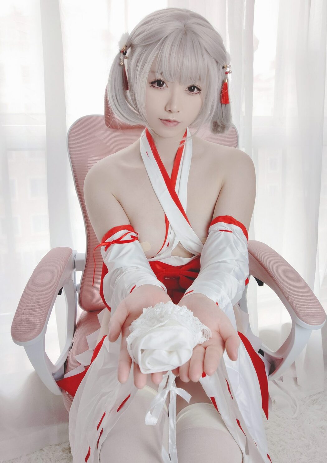 Coser@Asagiriai 愛ちゃん – 巫女服自拍