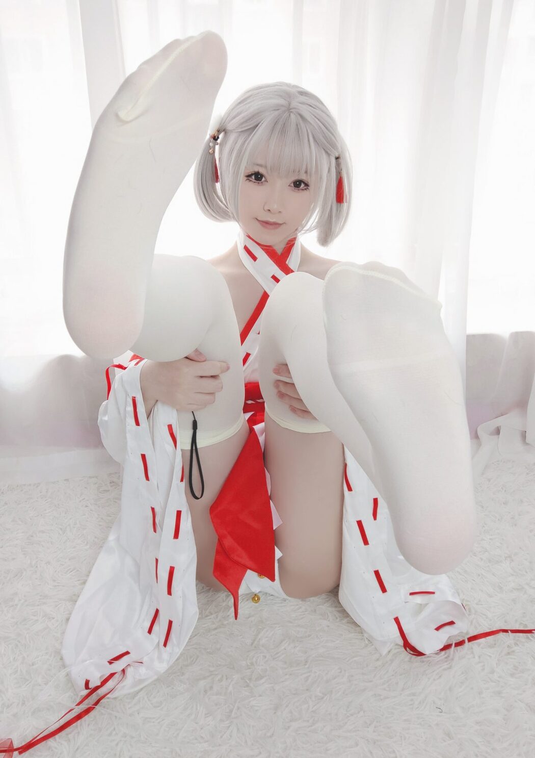 Coser@Asagiriai 愛ちゃん – 巫女服自拍