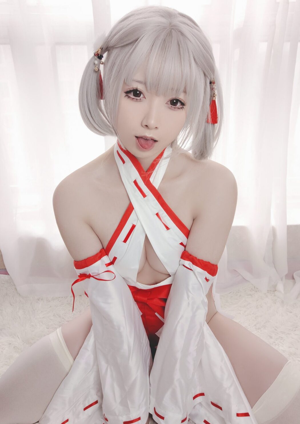 Coser@Asagiriai 愛ちゃん – 巫女服自拍