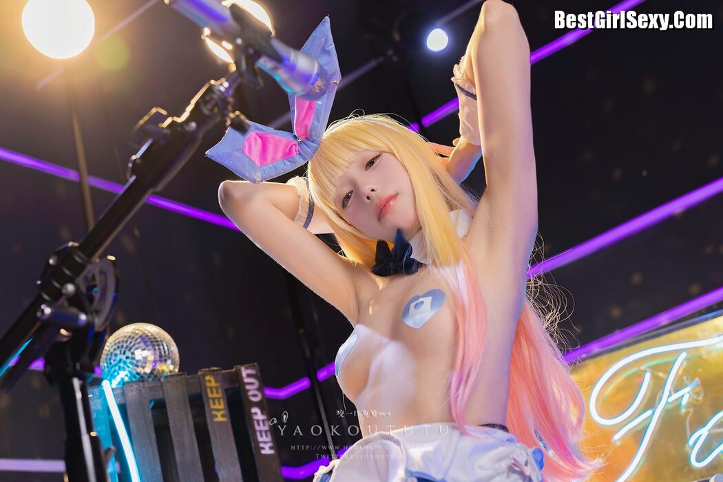 Coser@黏黏团子兔 – 喜多川兔女郎 And Be My Poi