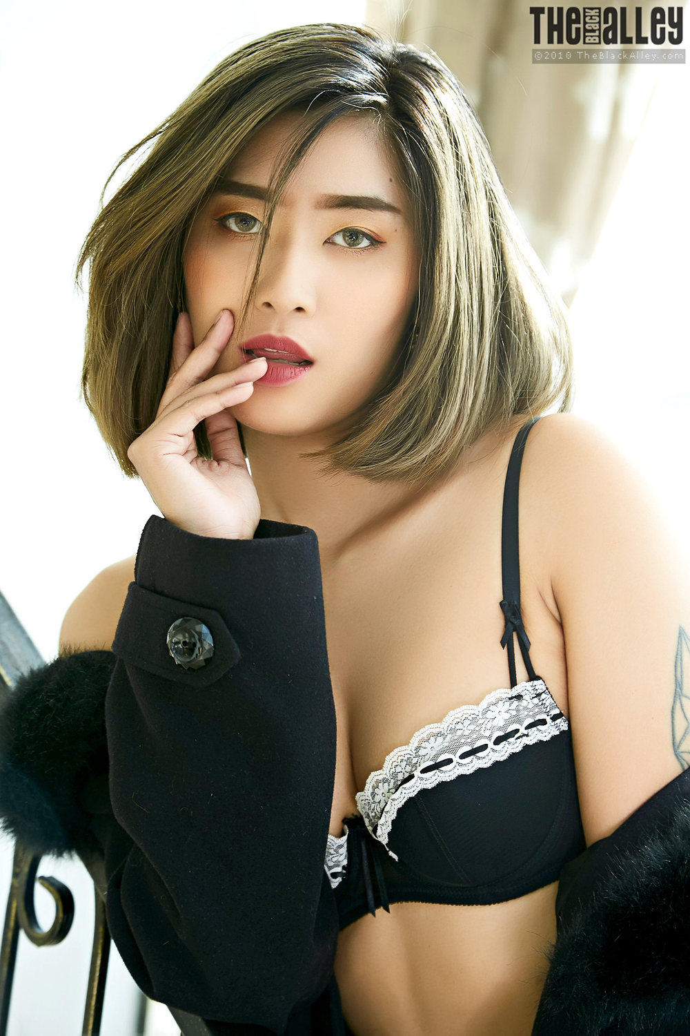 [The Black Alley] Apple Set.58 2019.08.04