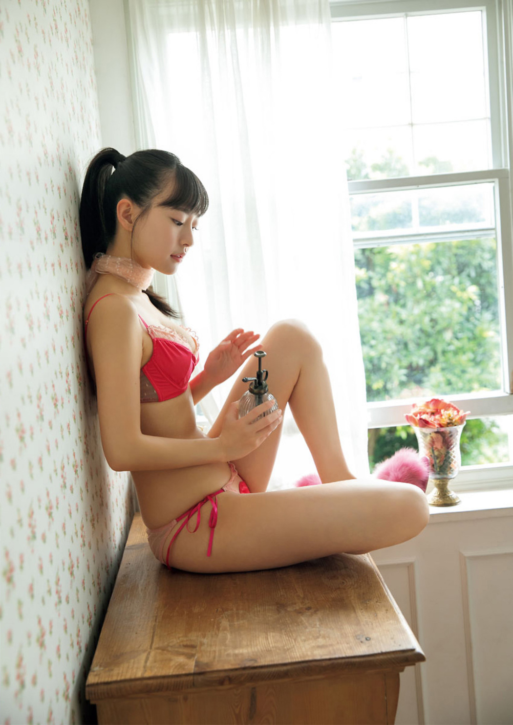 Kanami Takasaki 高崎かなみ, Big Comic Spirits 2021 No.07 (ビッグコミックスピリッツ 2021年7号)