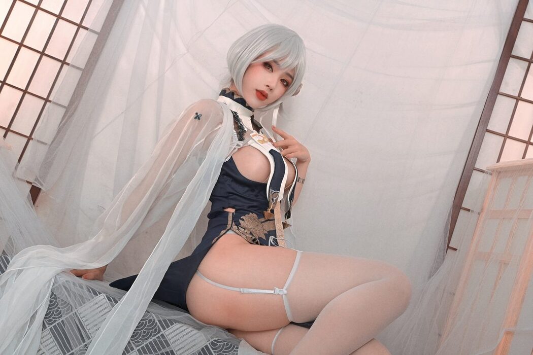 Coser@钛合金TiTi – 天狼星旗袍