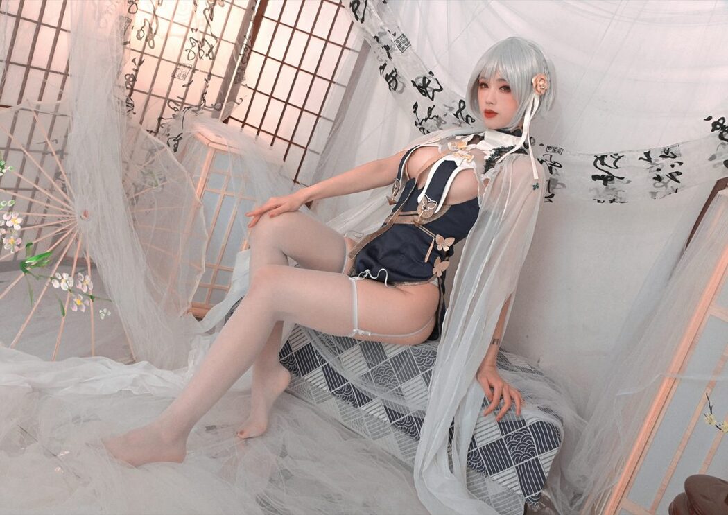 Coser@钛合金TiTi – 天狼星旗袍