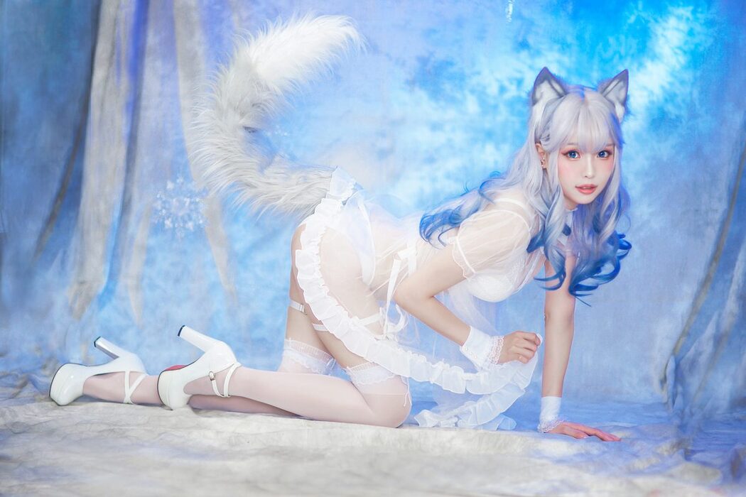 Coser@Ely_eeeElyEE子 – 猫耳白丝带