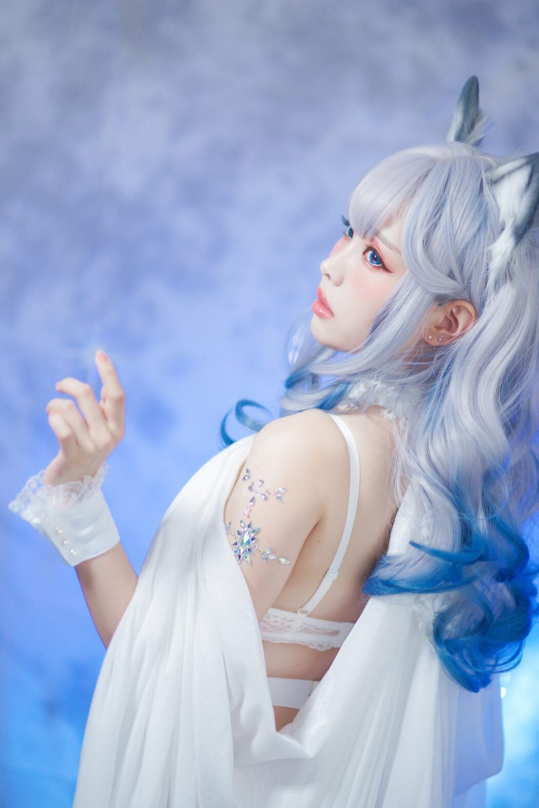 Coser@Ely_eeeElyEE子 – 猫耳白丝带