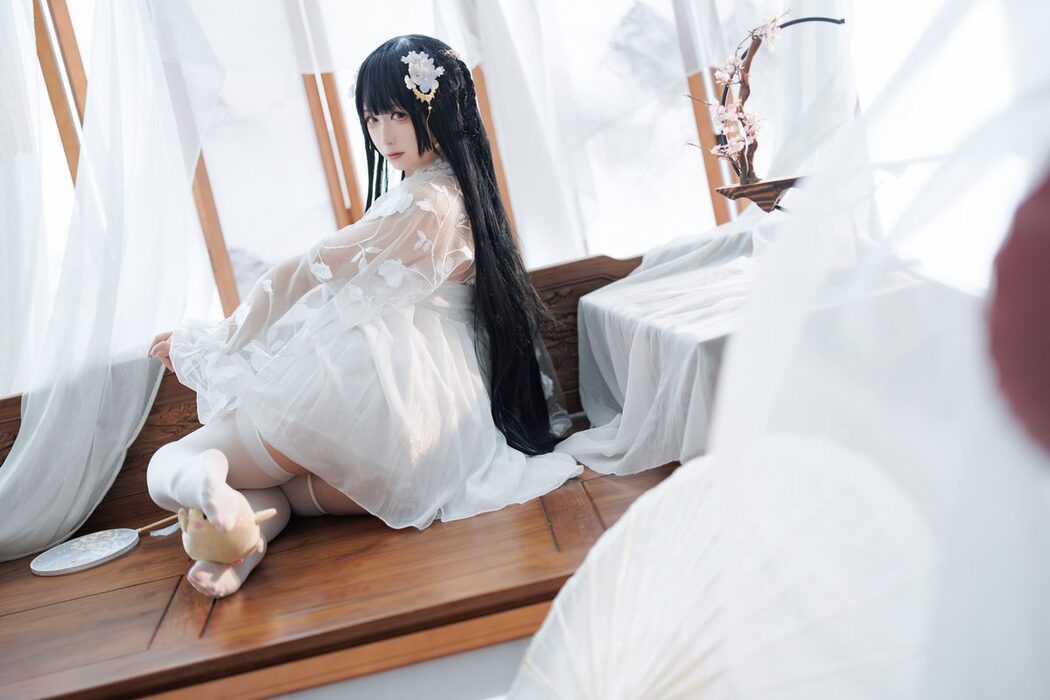 Coser@樱落酱w – 逸仙膏发凝脂