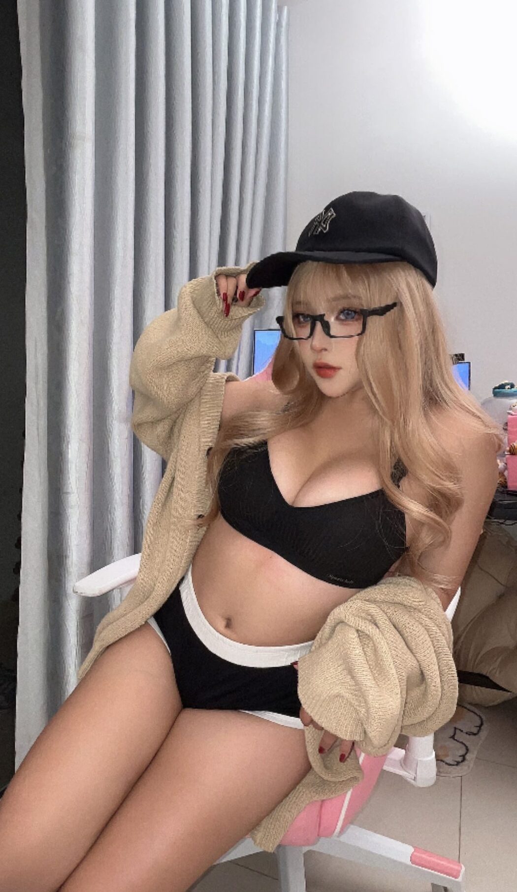 Coser@Sayo Momo – Blondie Homie Gurl