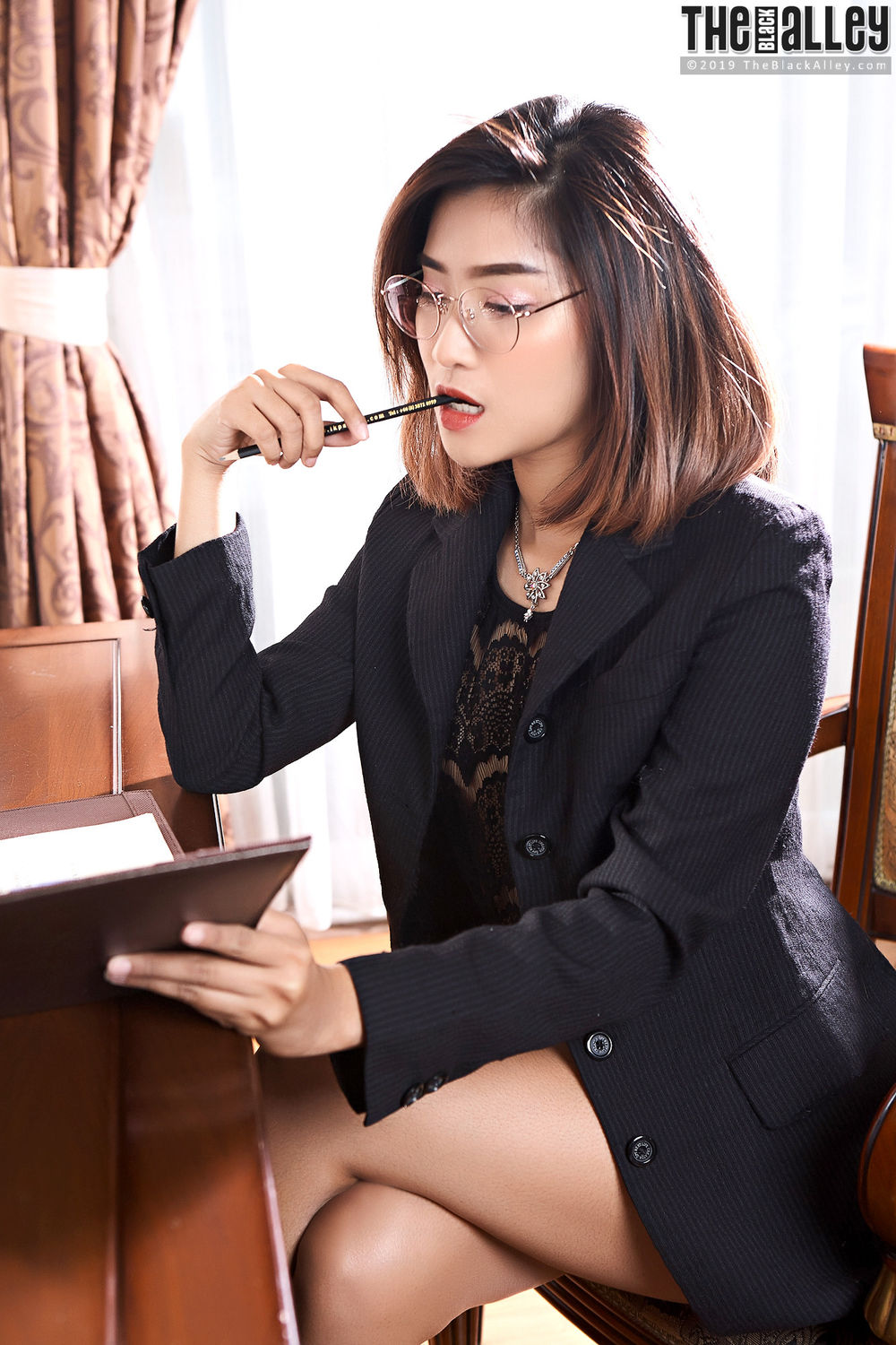 [The Black Alley] Apple Set.72 2019.11.06