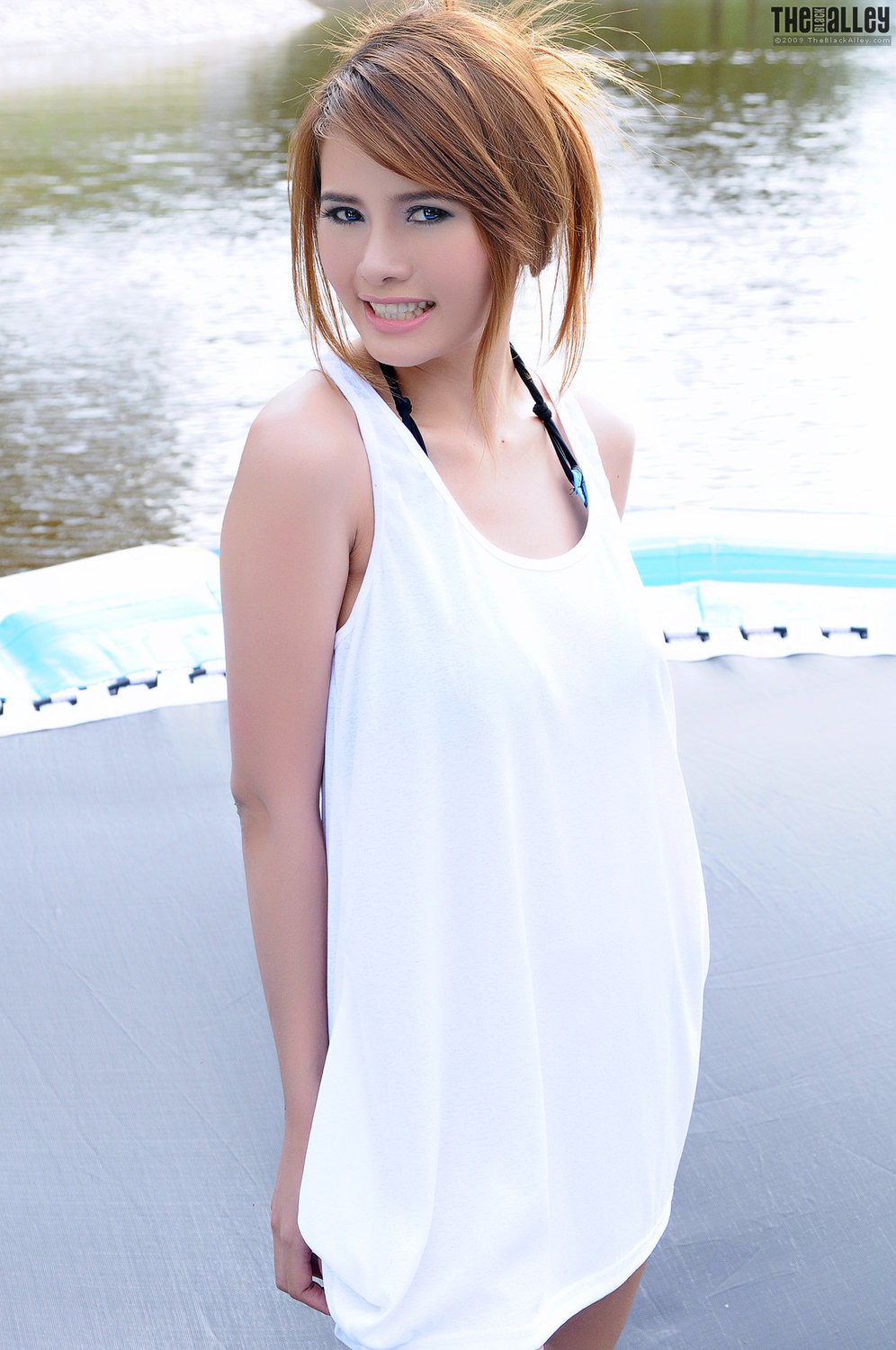 [The Black Alley] Kathy Cheow Set.13