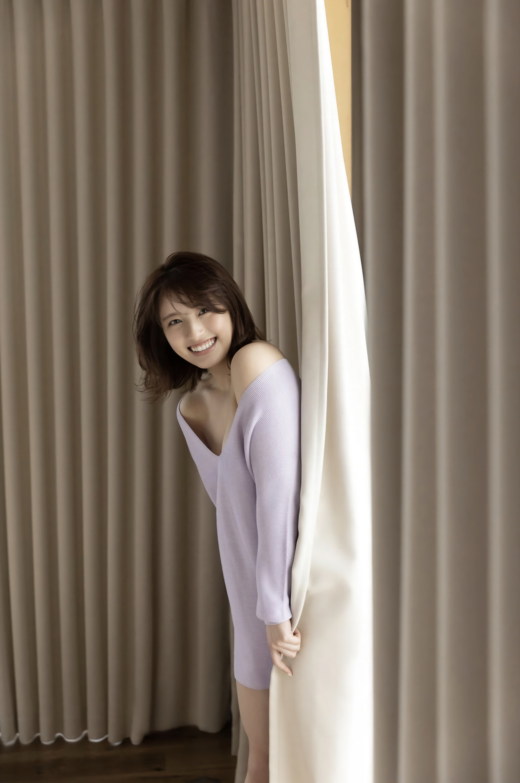 Nana Owada 大和田南那, FRIDAYデジタル写真集 [スイートルームでふたりっきり] Set.03