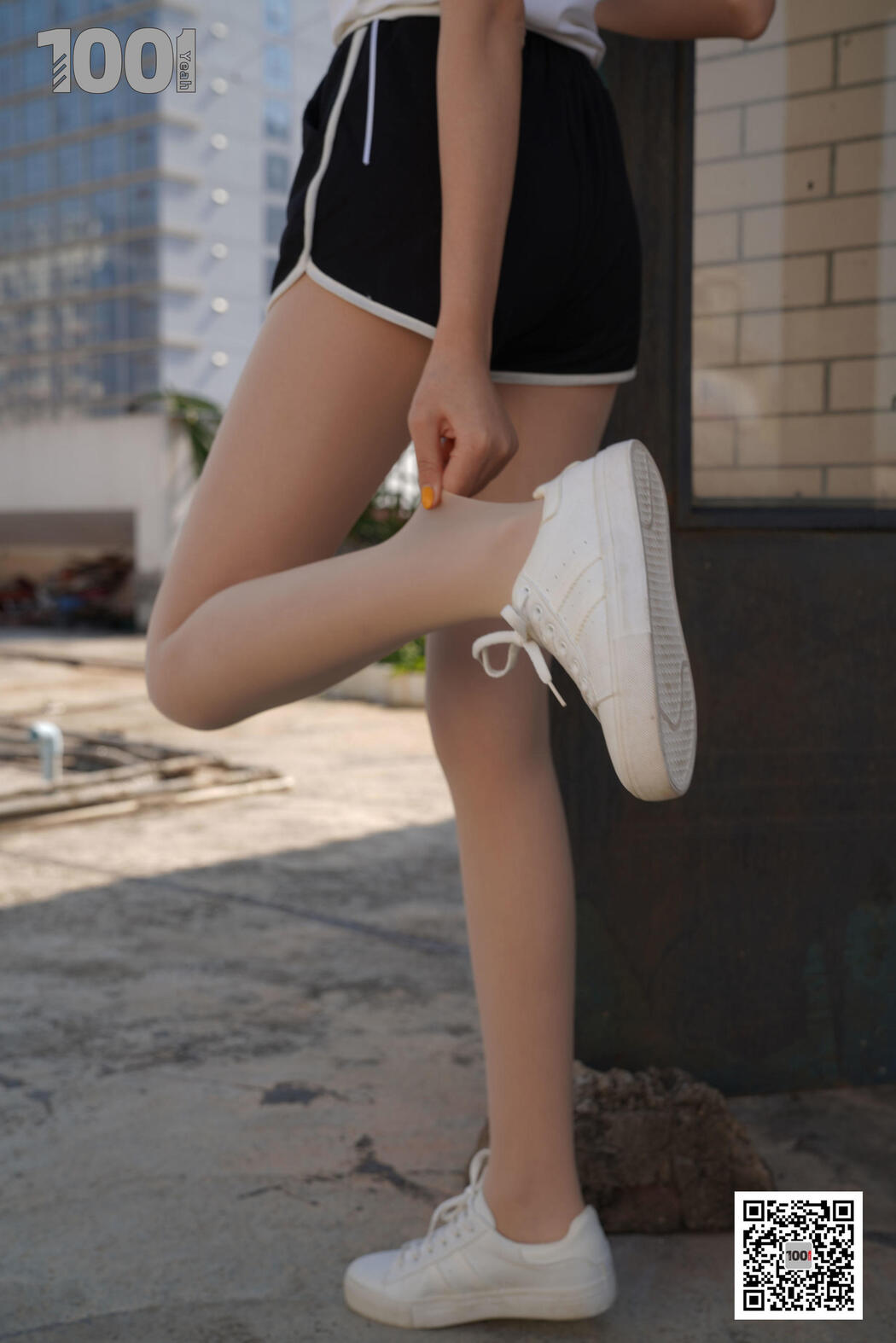 [IESS One Thousand and One Nights] Model Watermelon "Embrace the Sunshine 3" with beautiful feet