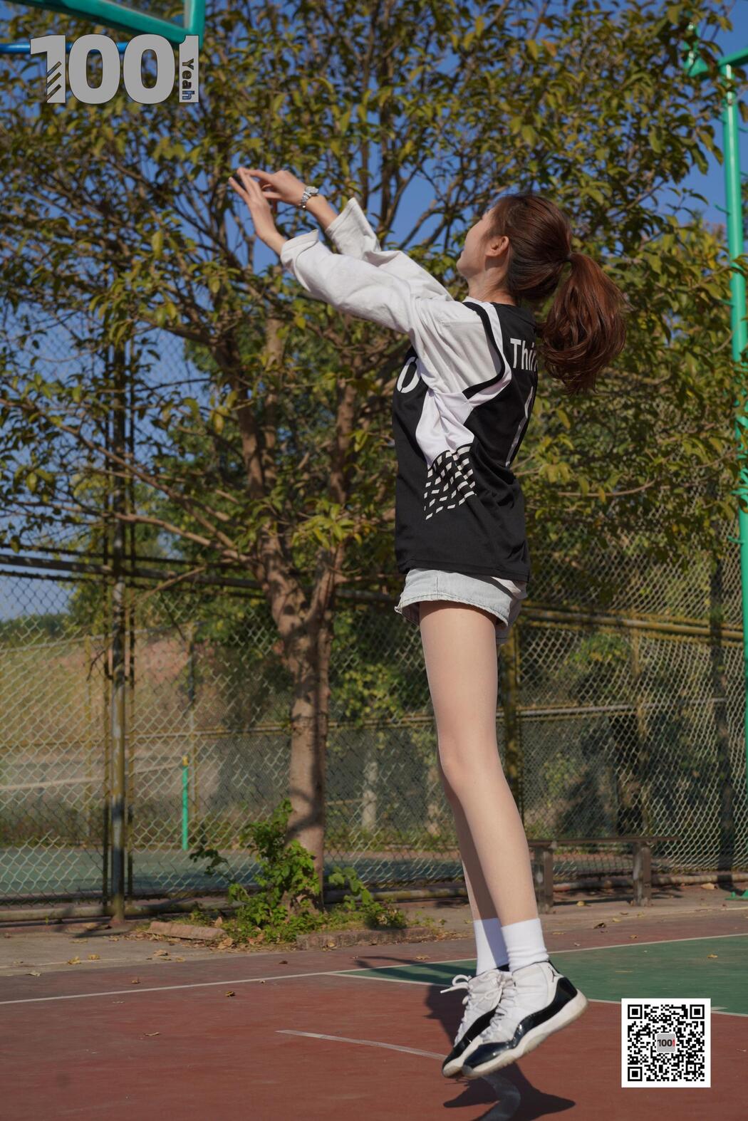 [IESS One Thousand and One Nights] Model: Strawberry "Playing Basketball with Girlfriend 3" Stockings