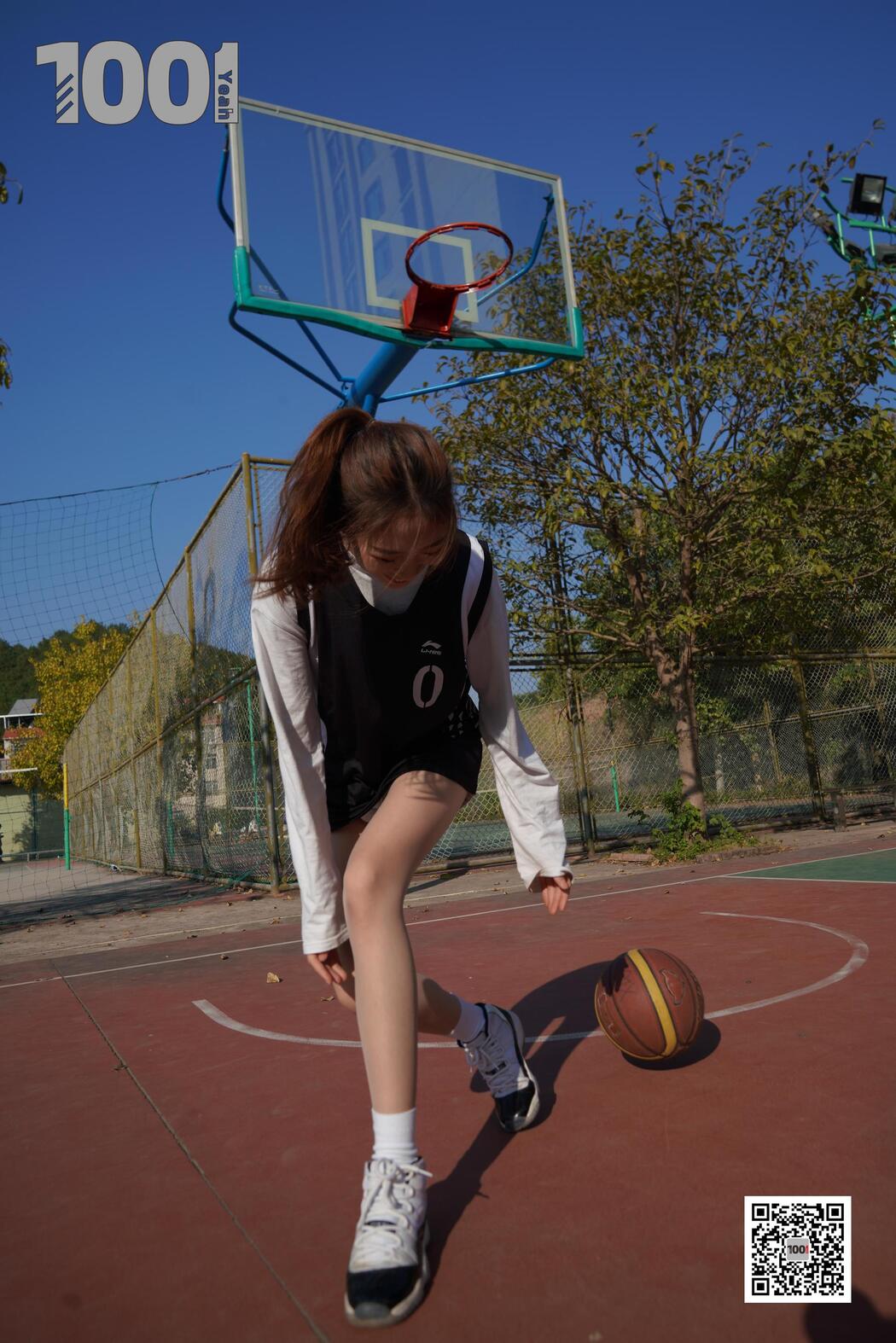 [IESS One Thousand and One Nights] Model: Strawberry "Playing Basketball with Girlfriend 3" Stockings