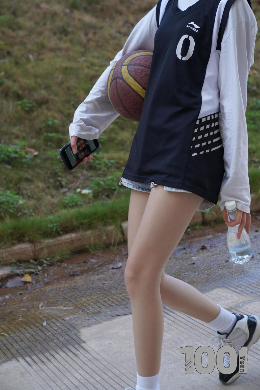 [IESS One Thousand and One Nights] Model: Strawberry "Playing Basketball with Girlfriend 1"