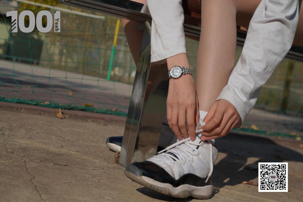 [IESS One Thousand and One Nights] Model: Strawberry "Playing Basketball with Girlfriend 3" Stockings