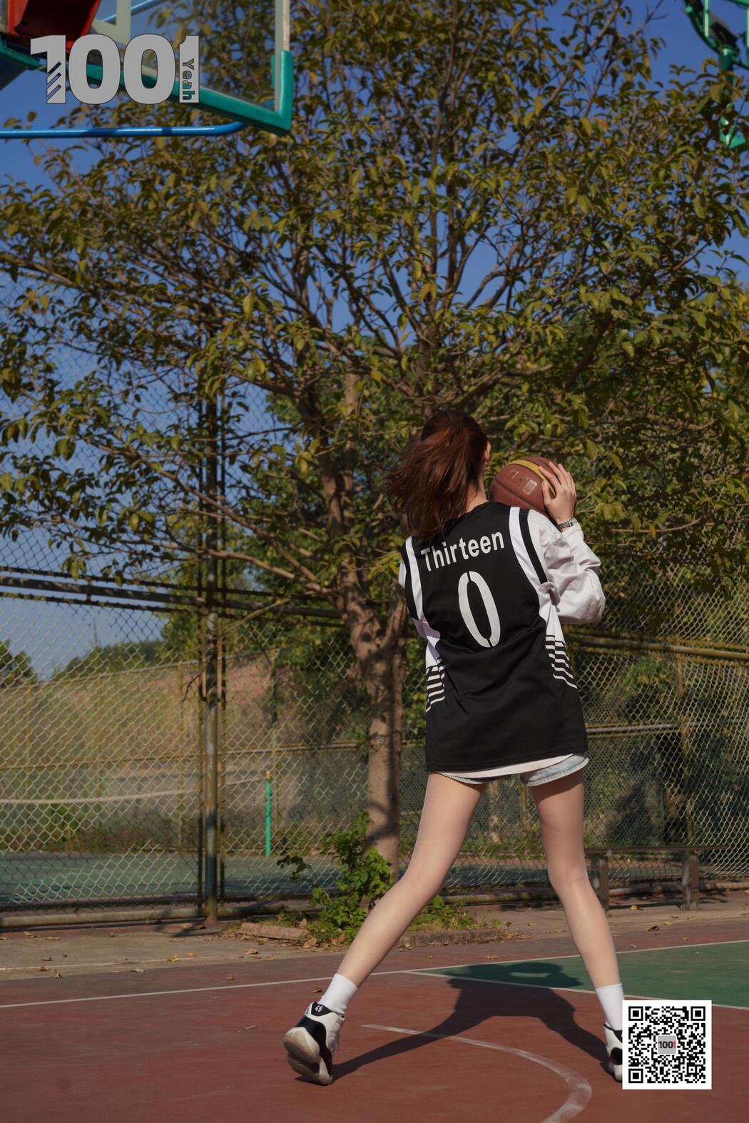 [IESS One Thousand and One Nights] Model: Strawberry "Playing Basketball with Girlfriend 3" Stockings