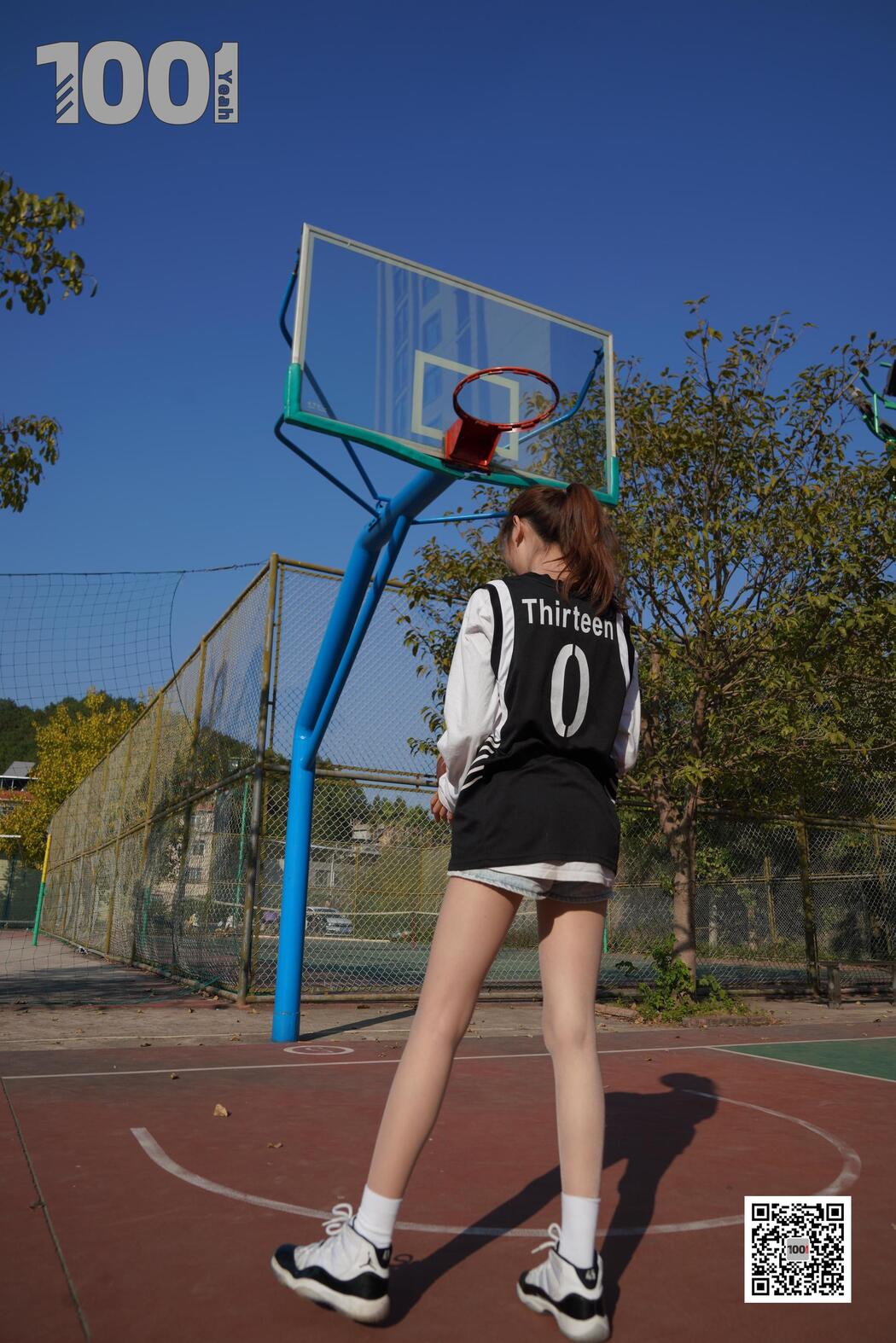 [IESS One Thousand and One Nights] Model: Strawberry "Playing Basketball with Girlfriend 3" Stockings