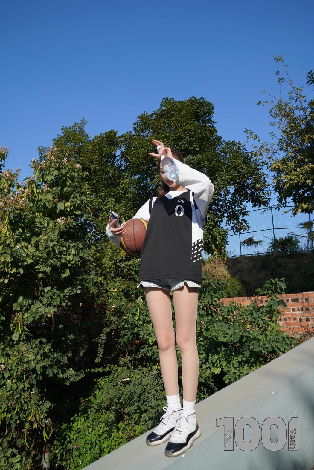 [IESS One Thousand and One Nights] Model: Strawberry "Playing Basketball with Girlfriend 1"