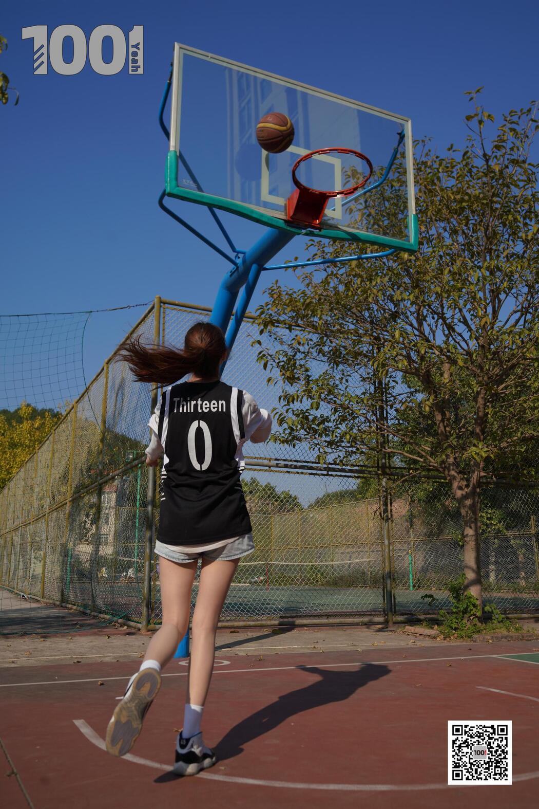 [IESS One Thousand and One Nights] Model: Strawberry "Playing Basketball with Girlfriend 3" Stockings