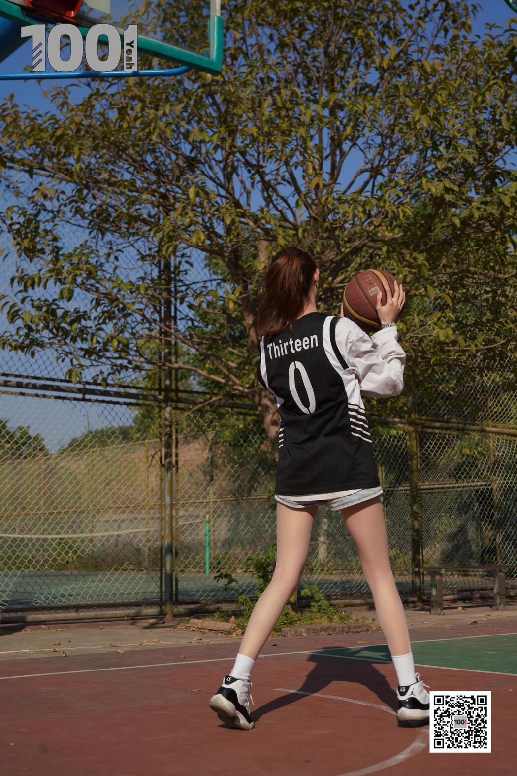 [IESS One Thousand and One Nights] Model: Strawberry "Playing Basketball with Girlfriend 3" Stockings