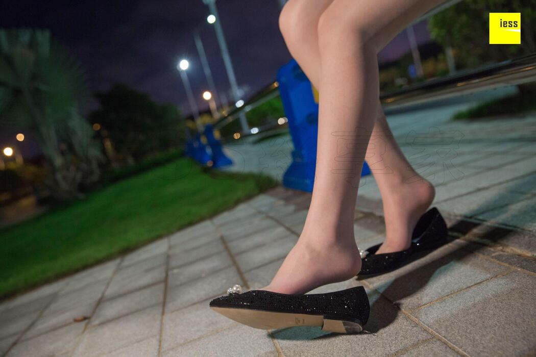 "The Uniform Under the Street Lamp" [Iss to IESS] "Devil Wednesday" Special Issue 29