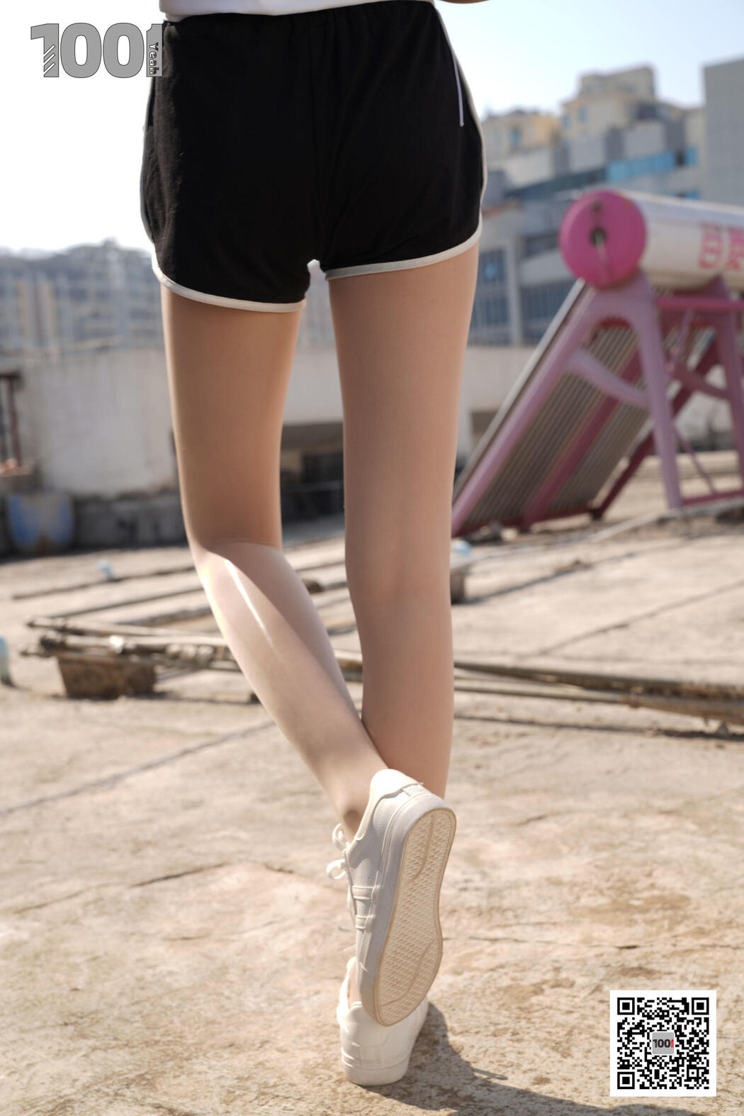 [IESS One Thousand and One Nights] Model Watermelon "Embrace the Sunshine 3" with beautiful feet